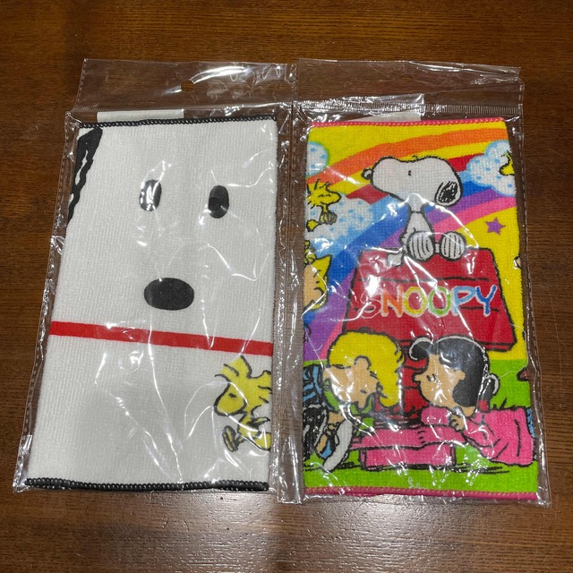 SNOOPY(スヌーピー)のクレヨン様☆ SNOOPY ミニタオル エンタメ/ホビーのアニメグッズ(タオル)の商品写真