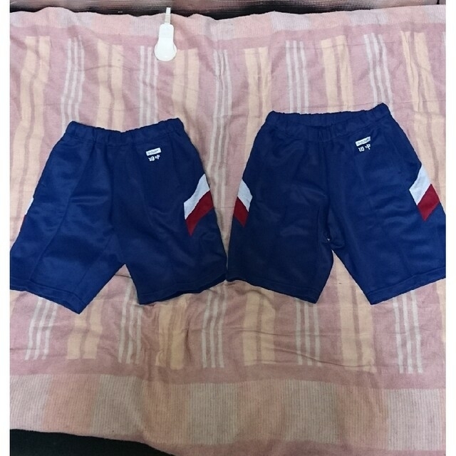 2セット ネーム入り 中学校 体操服 半ズボン 運動ハーフパンツ Lサイズ 2枚 スポーツ/アウトドアのスポーツ/アウトドア その他(その他)の商品写真
