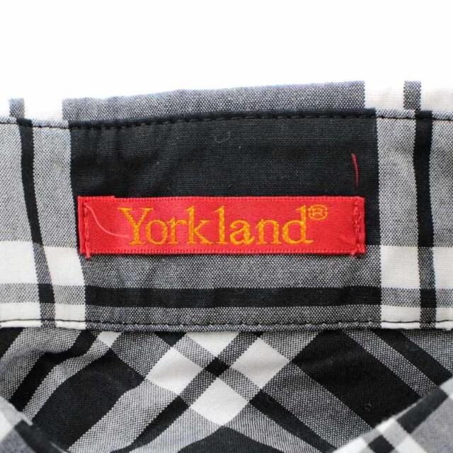 Yorkland(ヨークランド)のヨークランド YORKLAND ブラウス 長袖 チェック 13 XL 黒 白 レディースのトップス(シャツ/ブラウス(長袖/七分))の商品写真