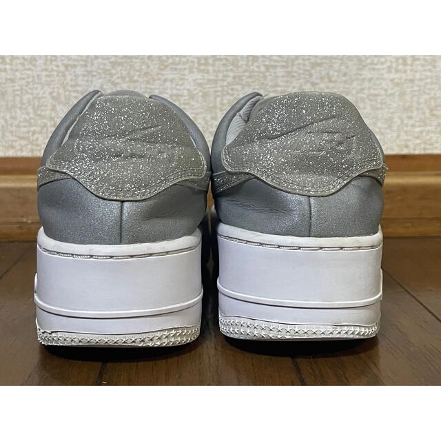 NIKE(ナイキ)のNIKE WMNS AIR FORCE 1 SAGE LOW 23.5cm レディースの靴/シューズ(スニーカー)の商品写真