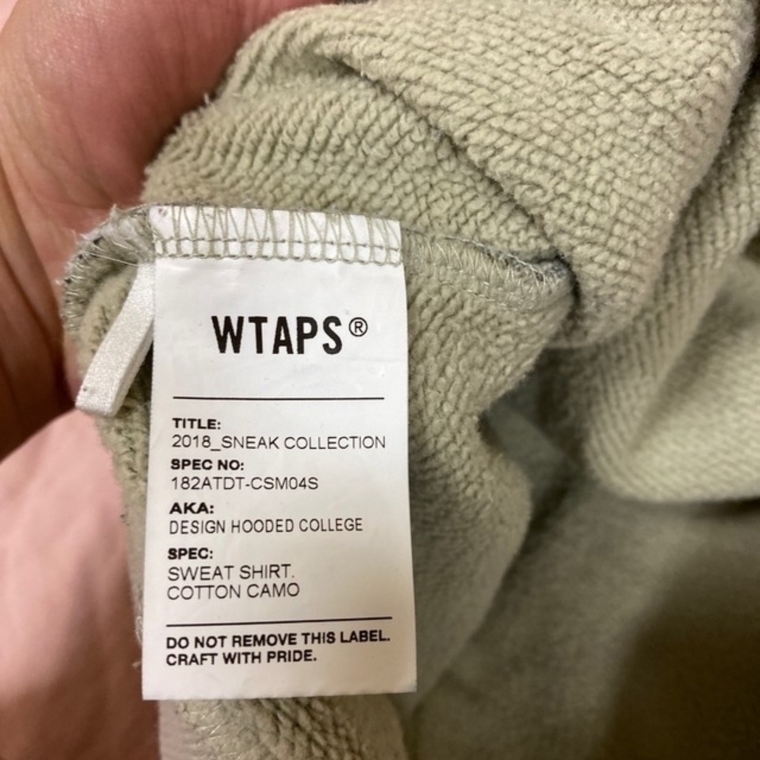 W)taps(ダブルタップス)のwtaps カレッジ　ロゴ　カモフラ　ヘビーウエイトパーカー　サイズ3 コットン メンズのトップス(パーカー)の商品写真