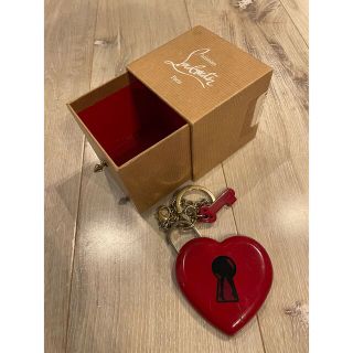 Christian Louboutin - ルブタン キーホルダー キーリング Loubicoeur ...
