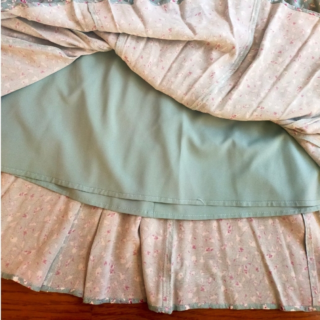 FRAY I.D(フレイアイディー)の★ako611000様専用★FRAYIDスカート　ミント　水色　水 レディースのスカート(ロングスカート)の商品写真