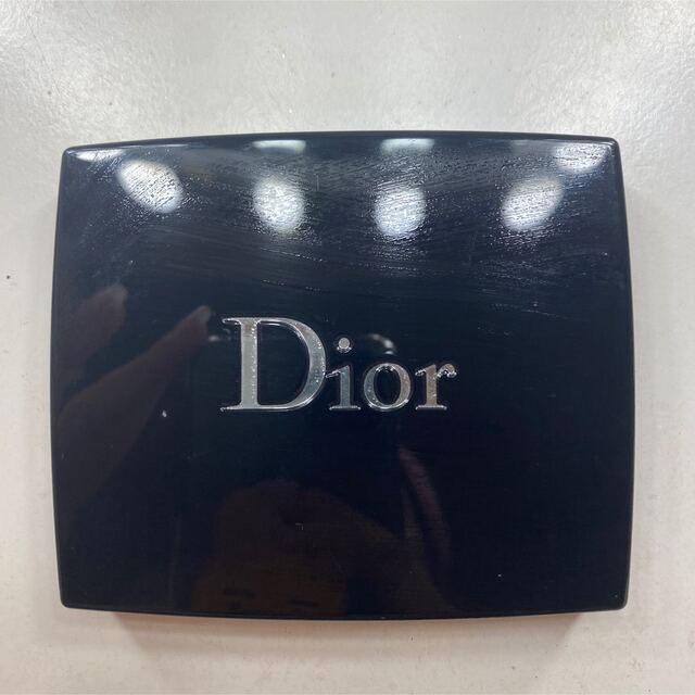 Dior(ディオール)のDior アイシャドウ　サンククルールクチュール コスメ/美容のベースメイク/化粧品(アイシャドウ)の商品写真