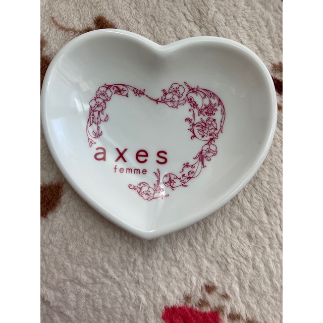 axes femme(アクシーズファム)のaxes femme ノベルティ　アクセサリートレー　小皿 エンタメ/ホビーのコレクション(ノベルティグッズ)の商品写真