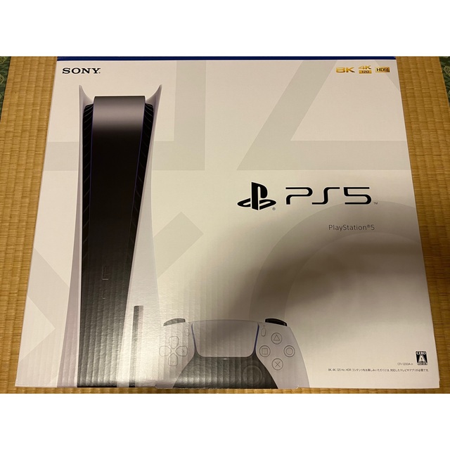 PlayStation(プレイステーション)のPlayStation 5本体 CFI-1200A01新品2台 エンタメ/ホビーのゲームソフト/ゲーム機本体(家庭用ゲーム機本体)の商品写真