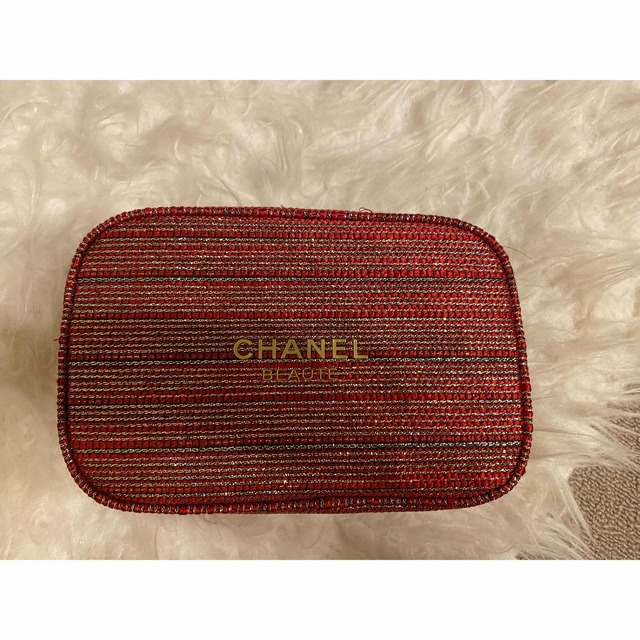 CHANEL(シャネル)のシャネルポーチ　2022ホリデー レディースのファッション小物(ポーチ)の商品写真