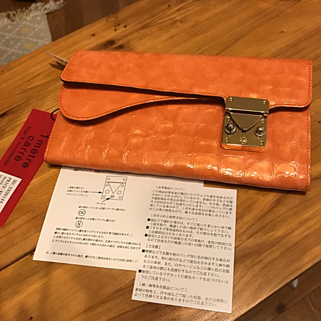 1metre carre(アンメートルキャレ)の1metre carre  本革 長財布 オレンジ レディースのファッション小物(財布)の商品写真