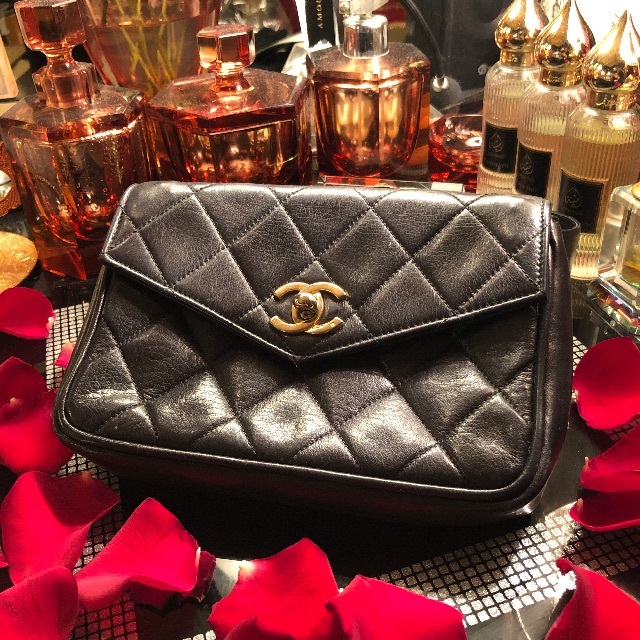 レディースCHANEL ヴィンテージ　ウエストポーチ