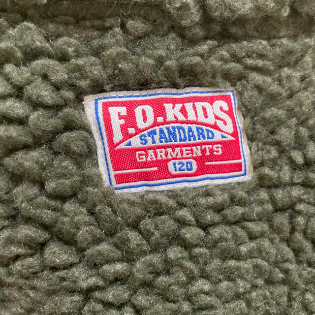 F.O.KIDS(エフオーキッズ)のF.O.KIDS ベスト　アウター　ボア　秋冬　120 キッズ/ベビー/マタニティのキッズ服男の子用(90cm~)(ジャケット/上着)の商品写真