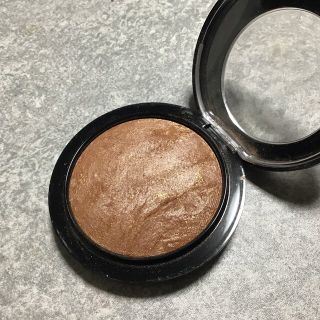 マック(MAC)のGLOBAL GLOW(フェイスパウダー)