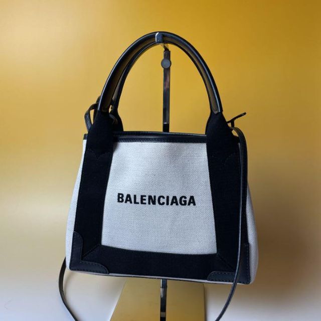 BALENCIAGA キャンパスバッグ