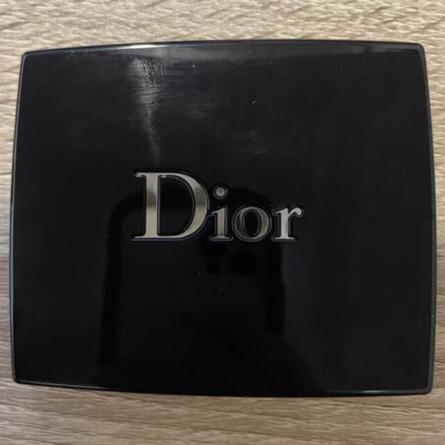 Dior(ディオール)のディオール サンク クルール クチュール　559 PONCHO コスメ/美容のベースメイク/化粧品(アイシャドウ)の商品写真