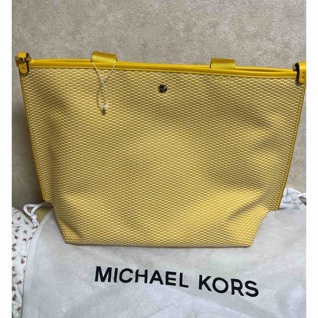 Michael Kors(マイケルコース)のMICHAEL KORS  TOTE MEDIUM 2WAYトートバッグ レディースのバッグ(トートバッグ)の商品写真