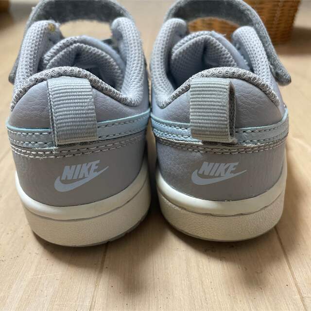 NIKE(ナイキ)のNIKE キッズ　スニーカー キッズ/ベビー/マタニティのキッズ靴/シューズ(15cm~)(その他)の商品写真