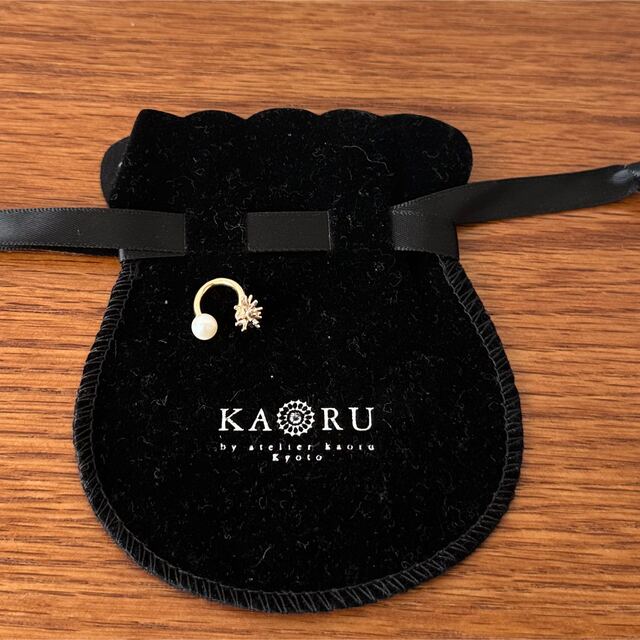 KAORU(カオル)の【新品】KAORU スターダスト パールイヤーカフ レディースのアクセサリー(イヤーカフ)の商品写真