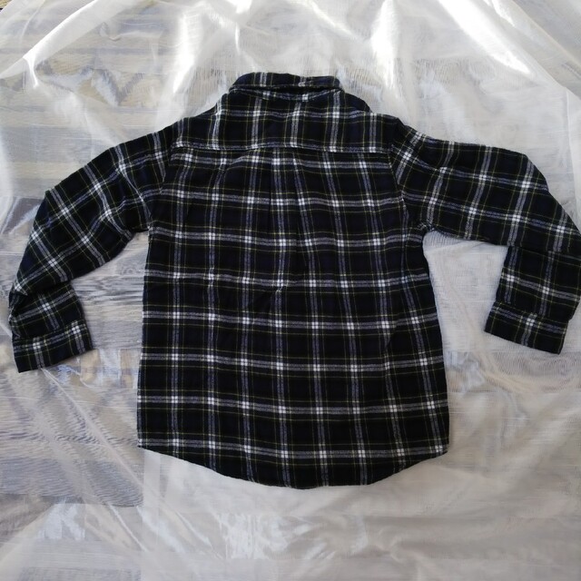 GLOBAL WORK(グローバルワーク)の美品　GLOBAL WORK　チェックシャツ キッズ/ベビー/マタニティのキッズ服男の子用(90cm~)(Tシャツ/カットソー)の商品写真