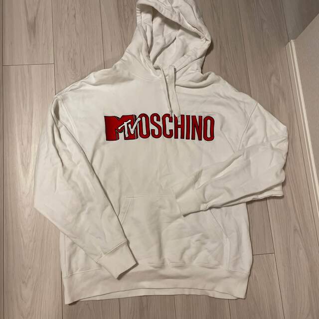 MOSCHINO　ホワイト　フーディー　スウェット　パーカー　お洒落　ロゴ　旅行