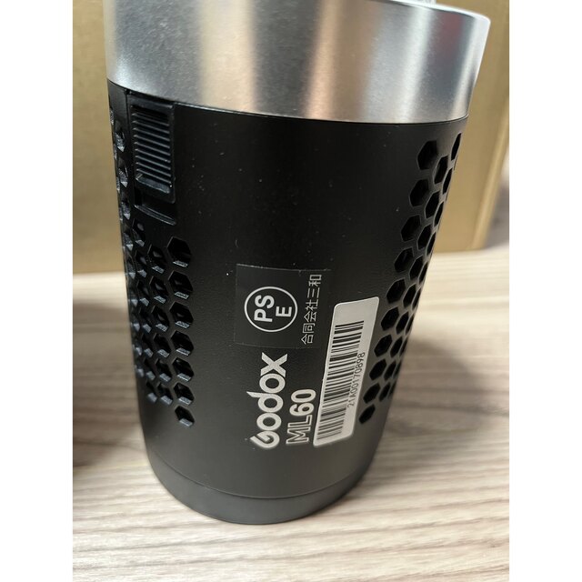godox ml60  スマホ/家電/カメラのカメラ(ストロボ/照明)の商品写真