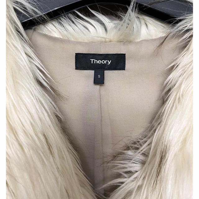 theory(セオリー)のTheory♡ファーベスト レディースのトップス(ベスト/ジレ)の商品写真