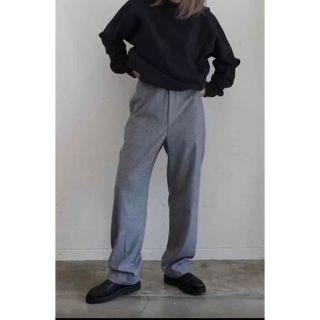 ワンエルディーケーセレクト(1LDK SELECT)のAURALEE オーラリーWOOL FULLING FLANNEL SLACKS(カジュアルパンツ)