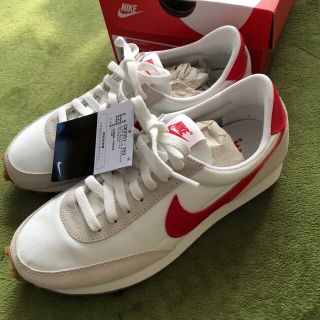 ナイキ(NIKE)の【NIKE 】新品★未使用　デイブレイク24.5㎝　ホワイト×レッド(スニーカー)