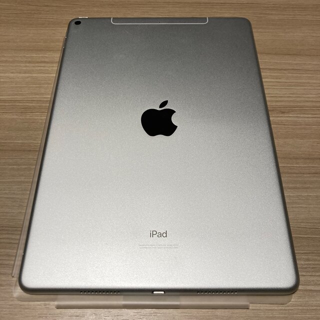 【Apple】iPad Air 第3世代 64GB WiFi シルバータブレット
