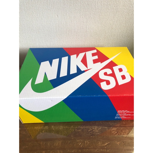 NIKE(ナイキ)のNIKE dunk sb polaroid 27cm メンズの靴/シューズ(スニーカー)の商品写真