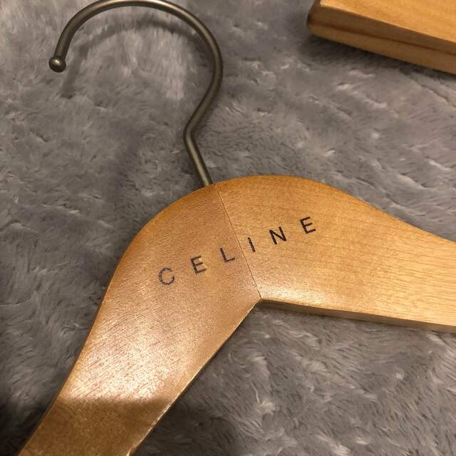 celine(セリーヌ)のCELINEハンガー2本セット キッズ/ベビー/マタニティのこども用ファッション小物(その他)の商品写真