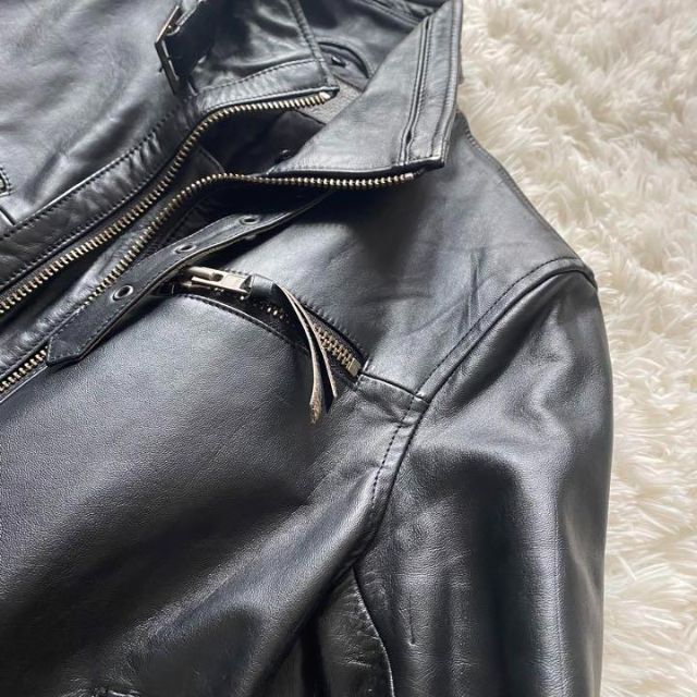 馬革シングルライダース　黒　サドルレザー　黒　裏キルティング　バイカー メンズのジャケット/アウター(レザージャケット)の商品写真