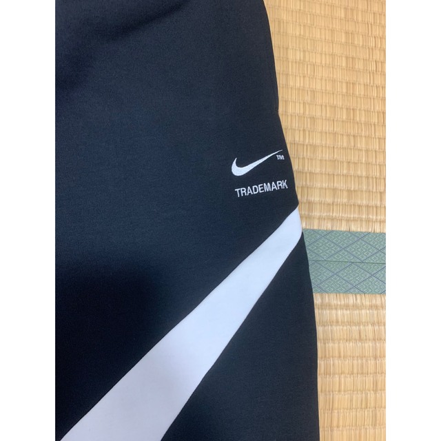 NIKE ナイキ  スウォッシュ テックフリース Lサイズ 定価:13,250円 2