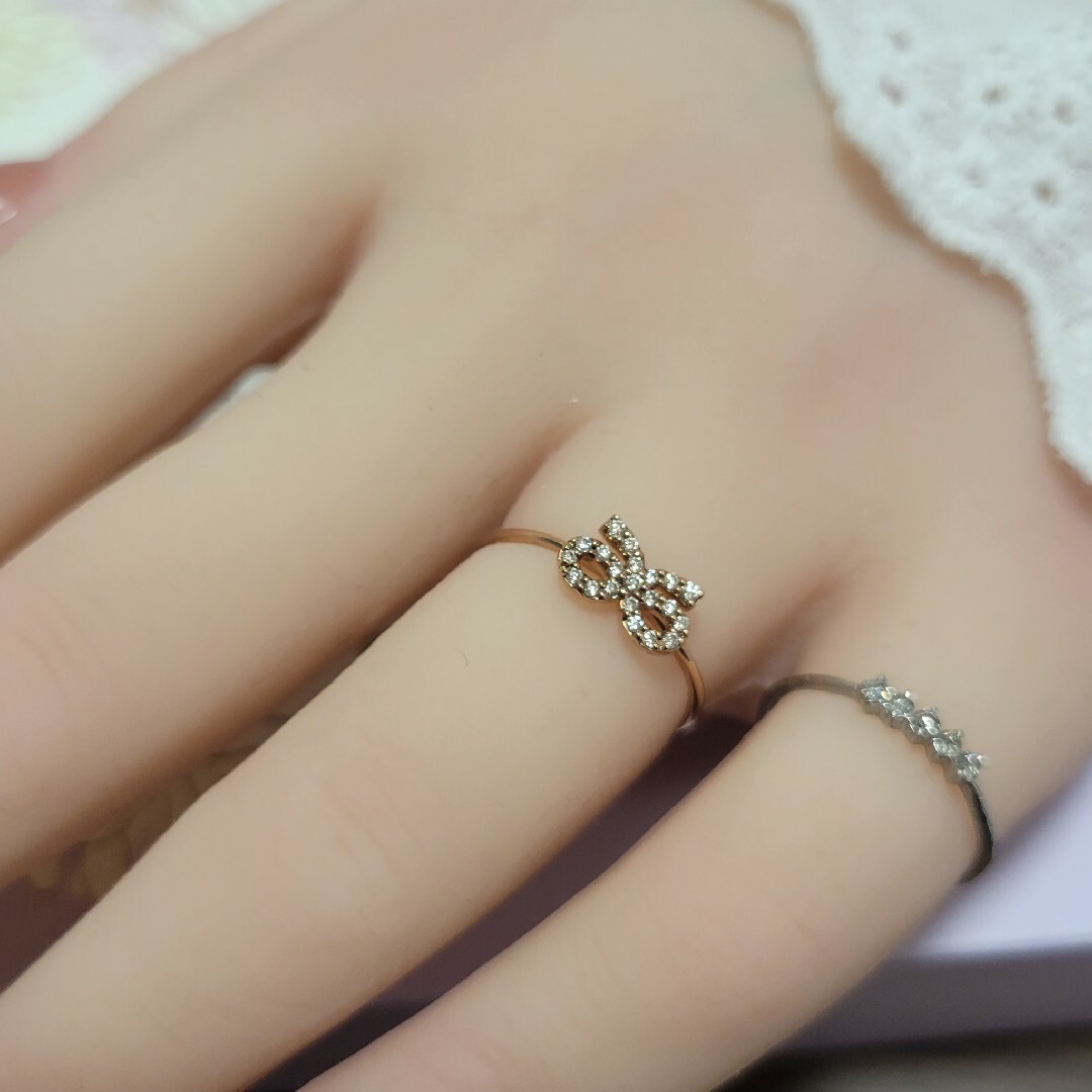 k10 リボンダイヤモンド　リング✨️ レディースのアクセサリー(リング(指輪))の商品写真