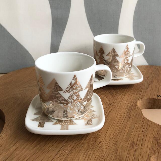 新品 marimekko KUUSIKOSSA コーヒーカップ ＆ プレート - 食器