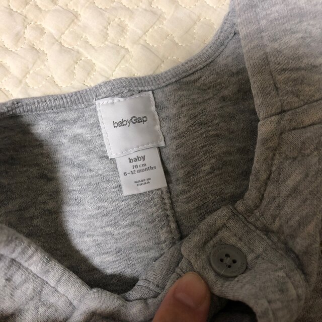 babyGAP(ベビーギャップ)のベビーギャップ ☺︎︎︎︎ オーバーオール2着セット キッズ/ベビー/マタニティのベビー服(~85cm)(ロンパース)の商品写真