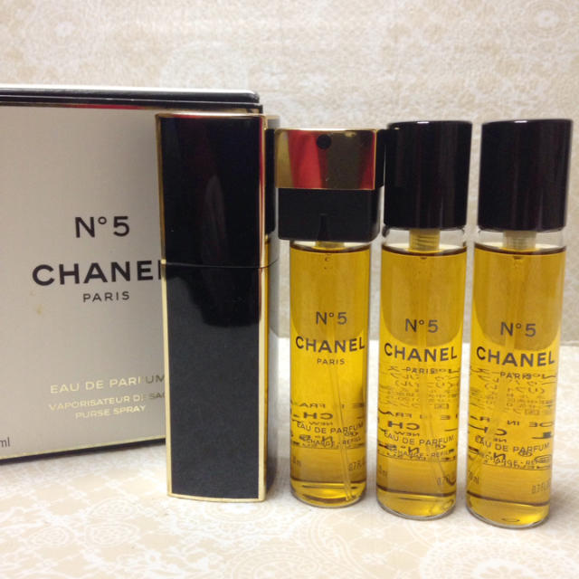 CHANEL - 新品同様 シャネル パース スプレーの通販 by バニラ's shop ...