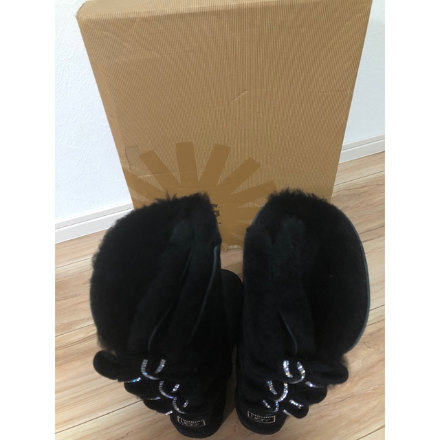 専用 UGG アメリー AMELIE 定価69800円 ブラック スワロフスキーブーツ