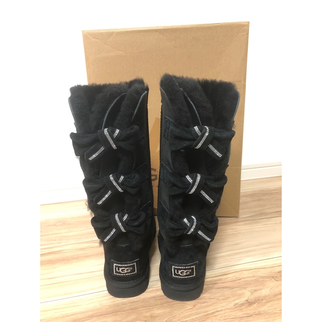 専用 UGG アメリー AMELIE 定価69800円 ブラック スワロフスキーブーツ