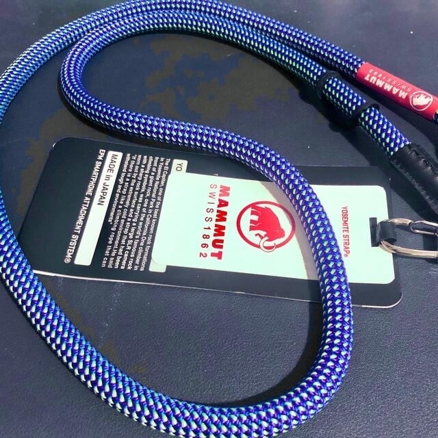 Mammut(マムート)の‪☆YOSEMITE STRAP MAMMUT‪☆GALAXYヨセミテストラップ スマホ/家電/カメラのスマホアクセサリー(ネックストラップ)の商品写真