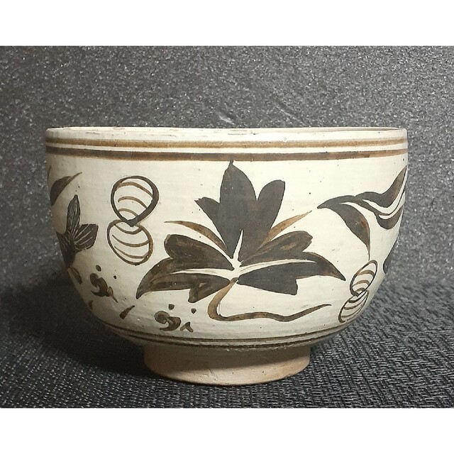 中国古美術 中国古陶磁器 古玩 茶碗 明朝明代 碗 宝珠に魚藻図 鉄絵 磁州窯