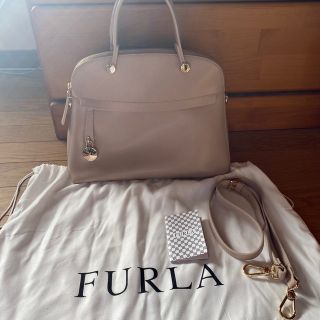 フルラ(Furla)の美品！フルラ　ハイパー　人気　ベージュ(ハンドバッグ)