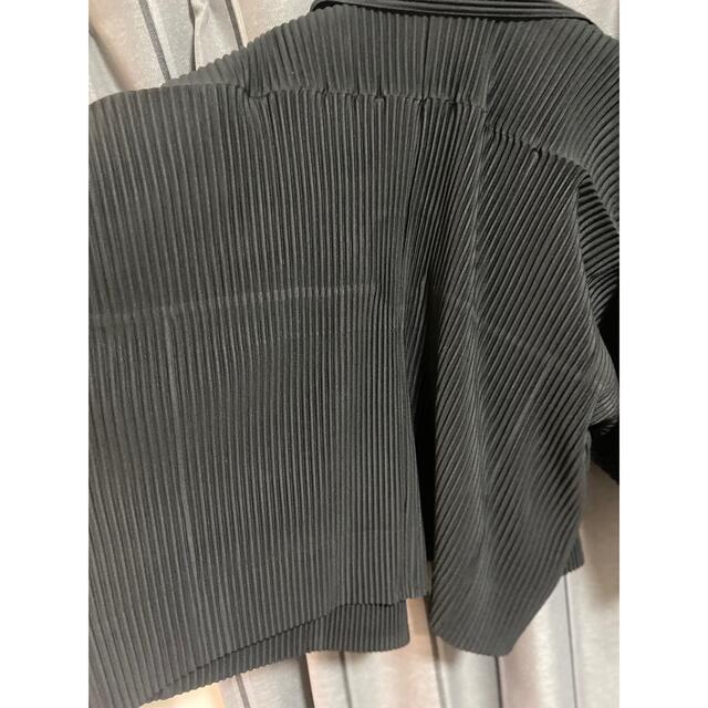 ISSEY MIYAKE(イッセイミヤケ)のHOMME PLISSE PLEATS PANTS 羽織りセットアップ メンズのスーツ(セットアップ)の商品写真