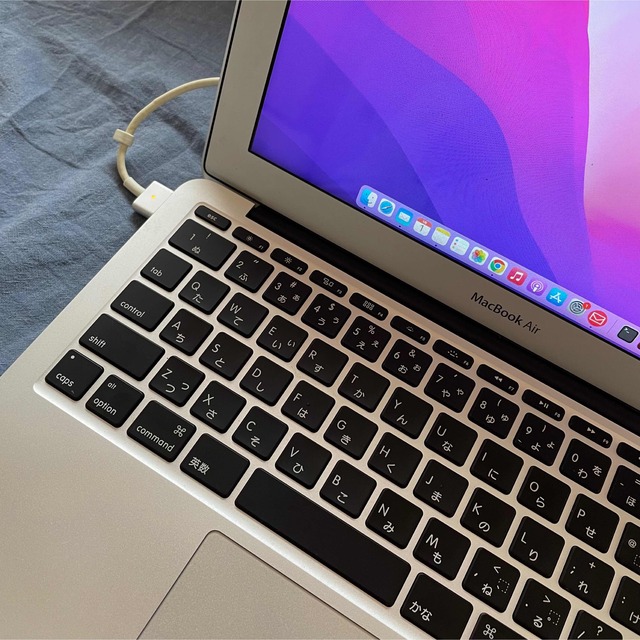 APPLE MacBook Air 11-inch 2015