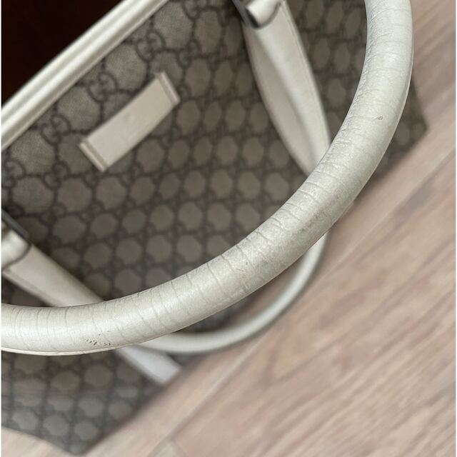 Gucci(グッチ)のグッチ　スプリーム　トートバック レディースのバッグ(トートバッグ)の商品写真