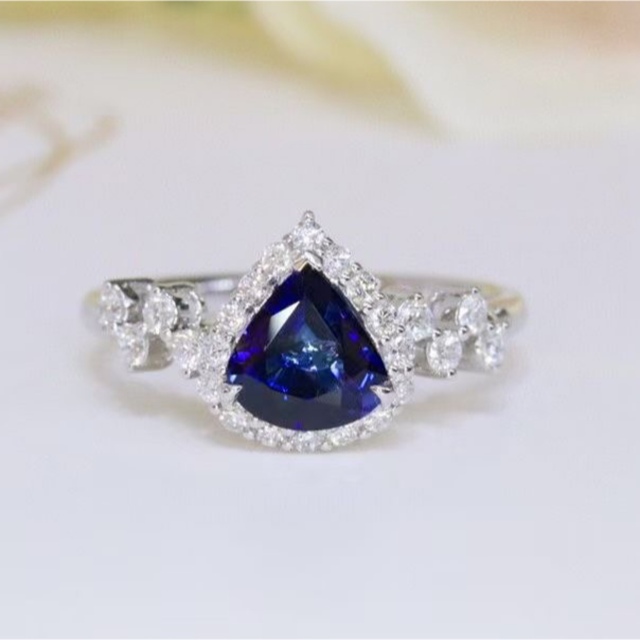 天然 ロイヤルブルーサファイア ダイヤ リング1ct k18 f レディース