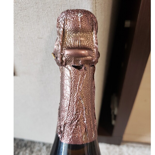 Dom Pérignon(ドンペリニヨン)のドン・ペリニヨン　ロゼ 2000 　エノテーク1995　希少 食品/飲料/酒の酒(シャンパン/スパークリングワイン)の商品写真