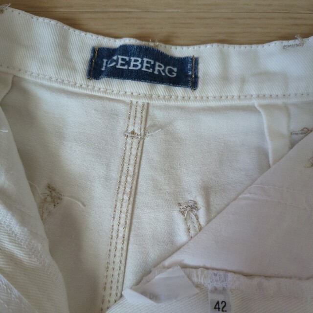 ICEBERG(アイスバーグ)のICEBERG ショートパンツ レディースのパンツ(ショートパンツ)の商品写真