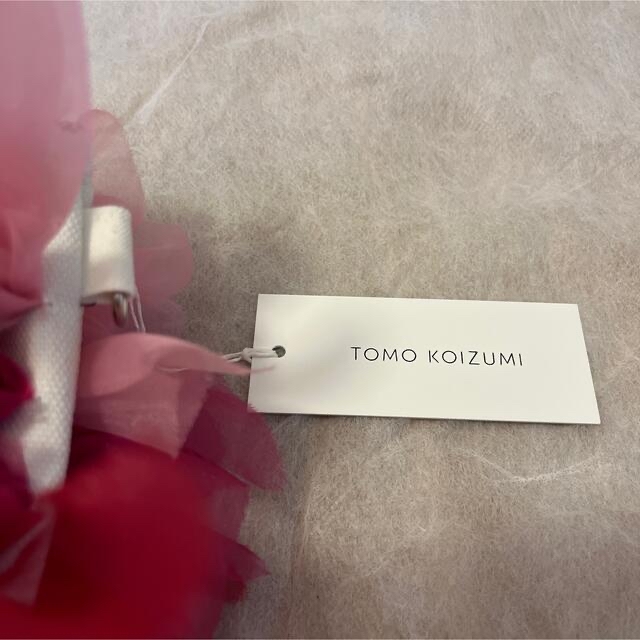 お得2023】 tomo koizumi フリルポーチ ピンクの通販 by miffy220's shop｜ラクマ