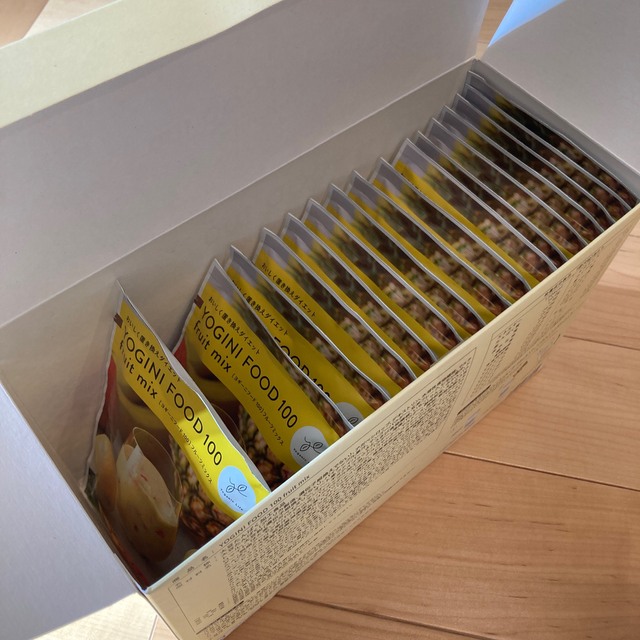 ヨギニーフード　フルーツミックス16袋 コスメ/美容のダイエット(ダイエット食品)の商品写真