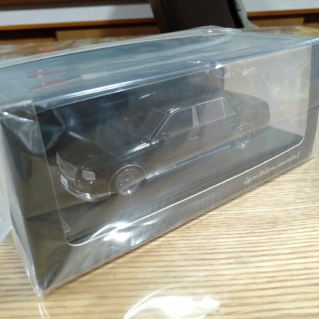 【国際ブランド】 新品未開封 1/43 トヨタ センチュリー UWG60 イグニッションモデル 模型+プラモデル 【国際ブランド】 新品未開封 1/43 トヨタ センチュリー UWG60 イグニッションモデル 模型+プラモデル
