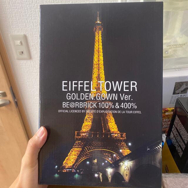 BE@RBRICK EIFFEL TOWER Ver. 100％ u0026 400％-